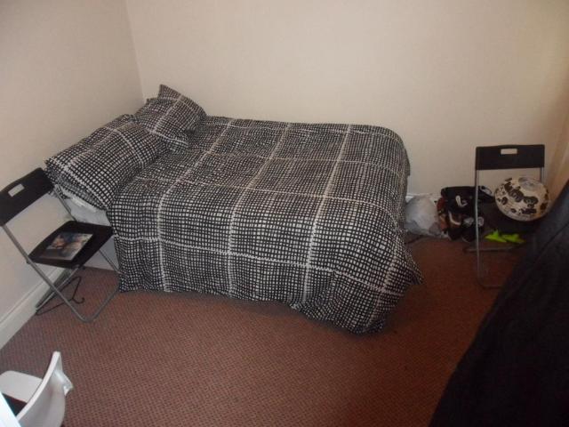 Flat for rent in Ball Hill, West Midlands