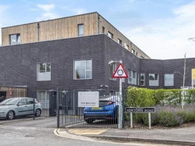 Apartment for rent in Henley-on-Thames, Berrick Salome