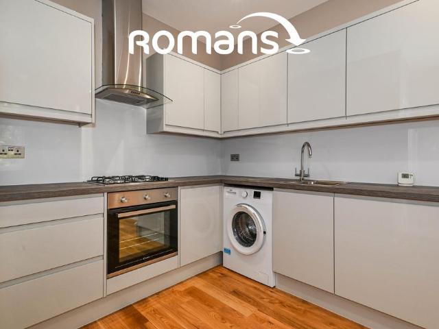 Flat for rent in Fleet, Hart