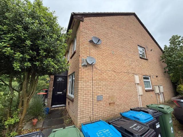 Flat for rent in Great Linford, Milton Keynes