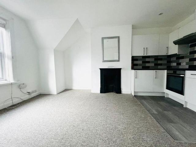 Apartment for rent in Rodbourne, Swindon