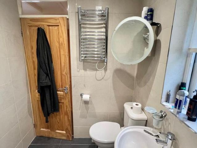 Apartment for rent in Roundhay, West Yorkshire