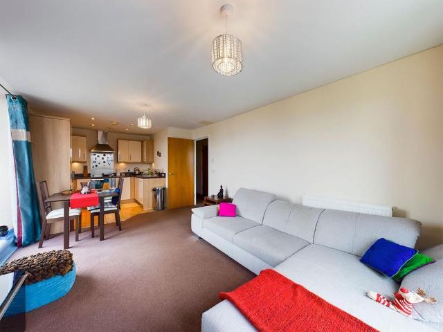 Apartment for rent in South Harrow, Greater London