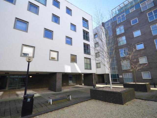 Apartment for rent in East Bank, Norfolk