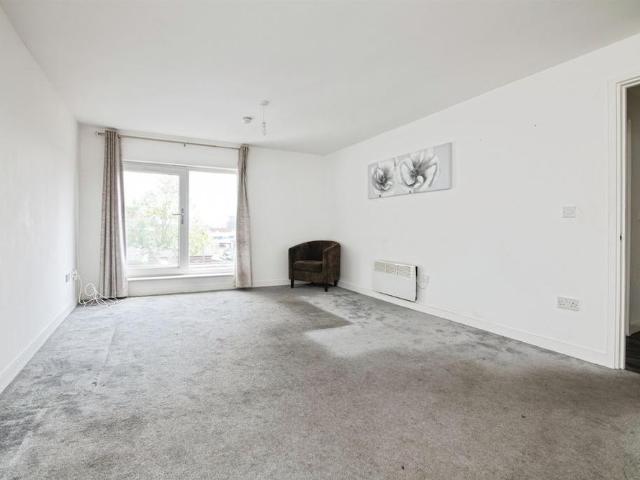 Apartment for rent in The Cronehills, West Bromwich
