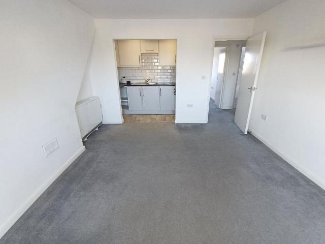 Apartment for rent in Mickleburgh Hill, The Bridge