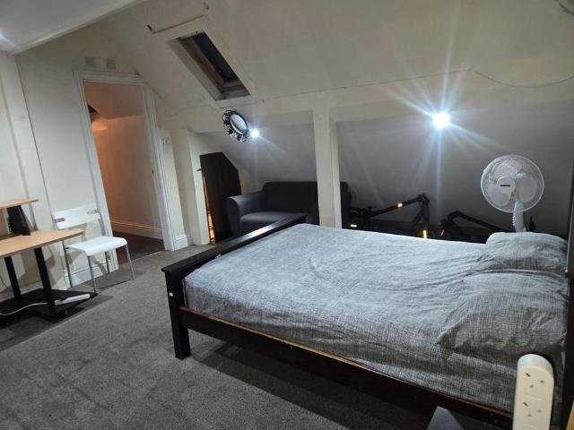 Apartment for rent in Slough
