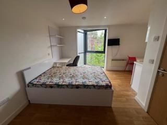Apartment for rent in Headingley Hill, Headingley