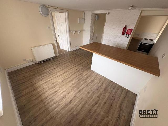 Apartment for rent in Milford Haven, Wales