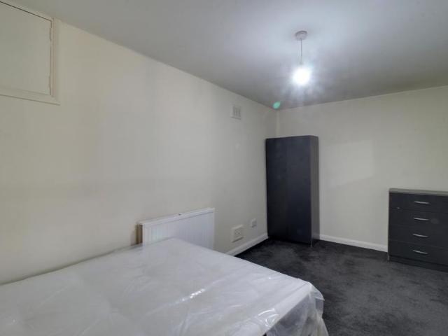 Apartment for rent in London Borough of Croydon, Kenley