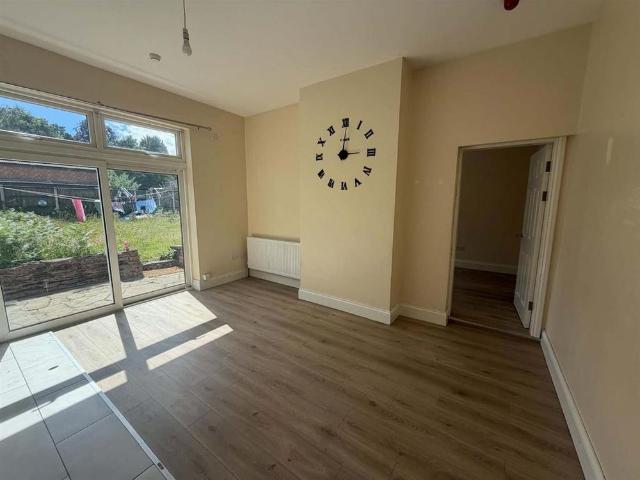 Apartment for rent in Wake Green, West Midlands