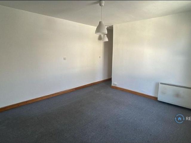 Apartment for rent in Goldthorn Hill, West Midlands