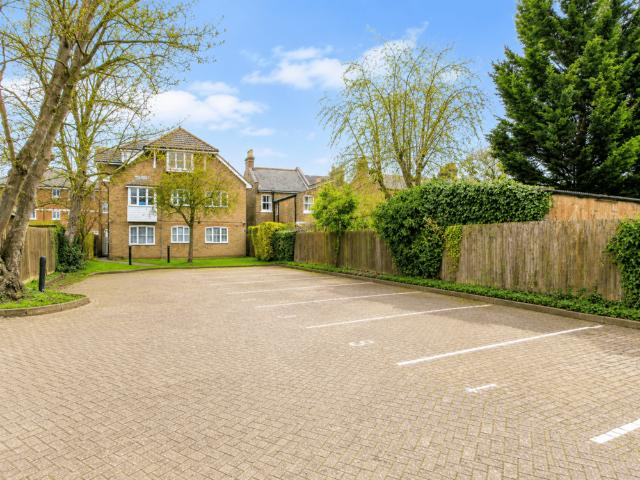 Apartment for rent in London Borough of Harrow, Greater London