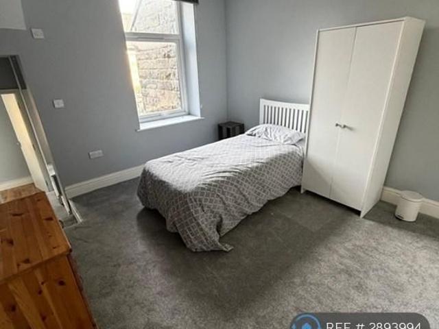 Apartment for rent in Charlesworth, East Midlands