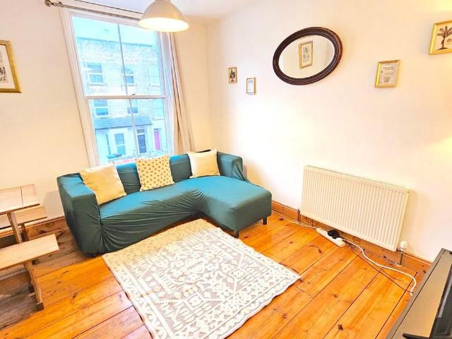 Apartment for rent in Archway, Greater London