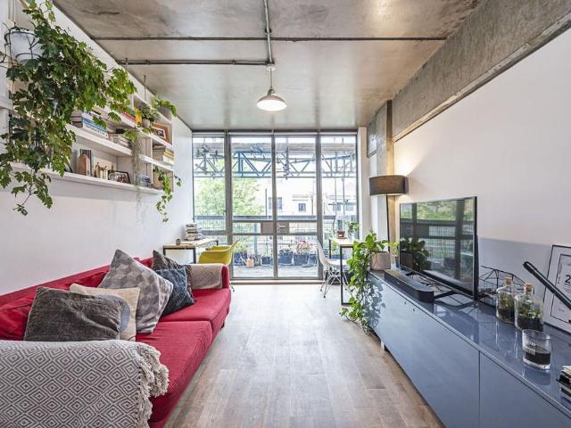 Apartment for rent in Hoxton, Greater London