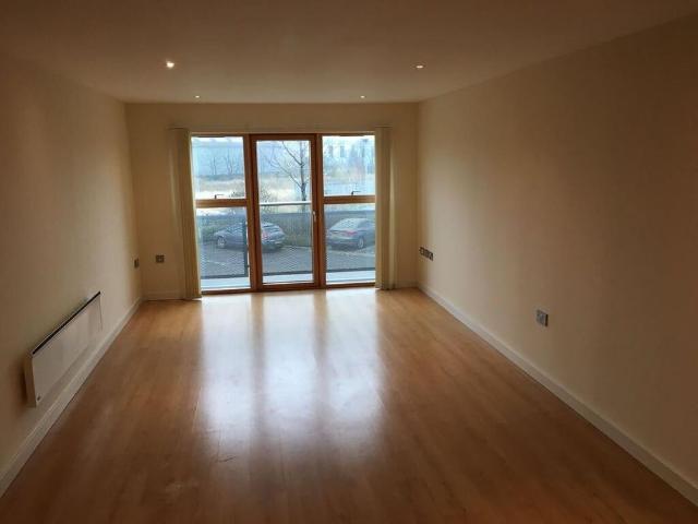 Apartment for rent in Belle Isle, West Yorkshire