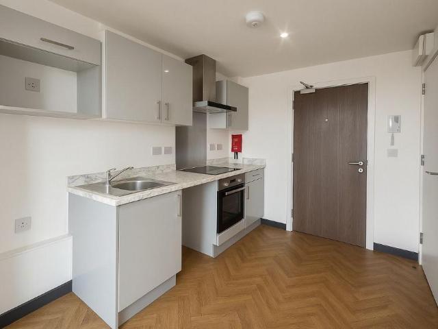 Flat for rent in St Matthew's, Old Wharf