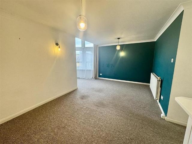 Apartment for rent in South Cliff, Kepwick