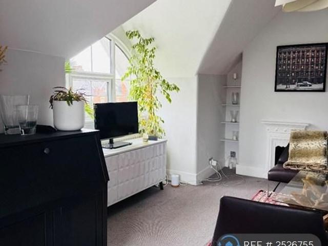 Apartment for rent in Tolworth, Greater London