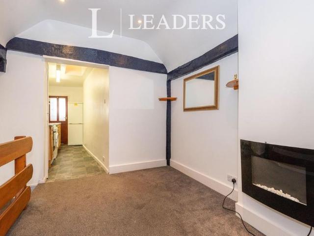 Apartment for rent in Pachesham Park, Surrey