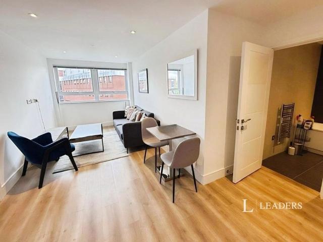 Apartment for rent in Blackwell, Mid Sussex
