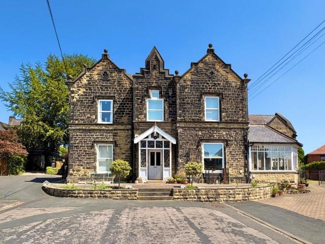 Flat for rent in Meanwood, West Yorkshire