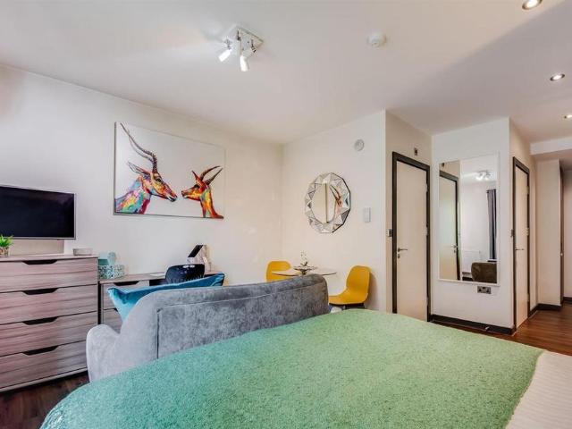 Apartment for rent in Burley, West Yorkshire