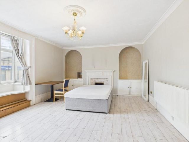 Apartment for rent in St. Mildred's, The Bridge