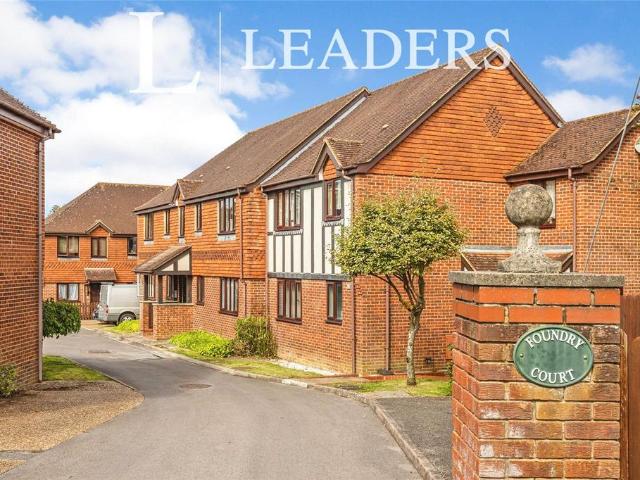 Flat for rent in World's End, Perryfields