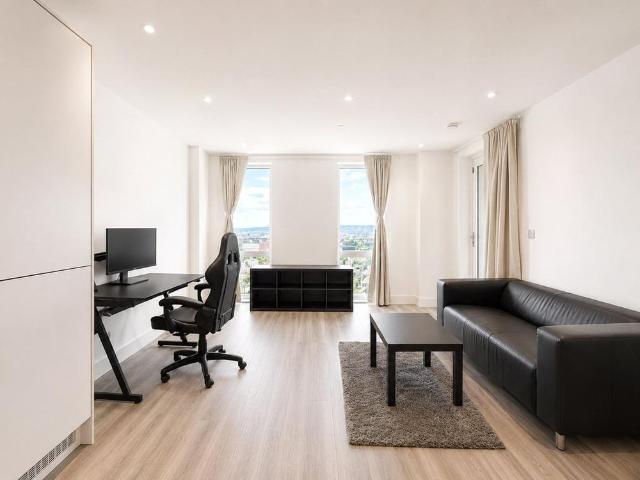 Apartment for rent in Colindale, Greater London