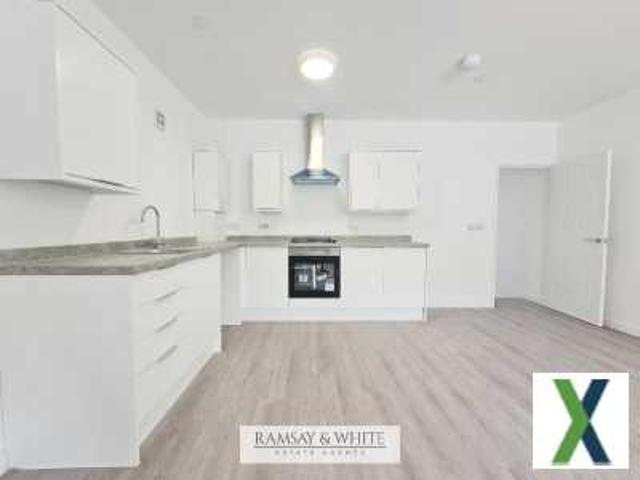 Flat for rent in Dowlais