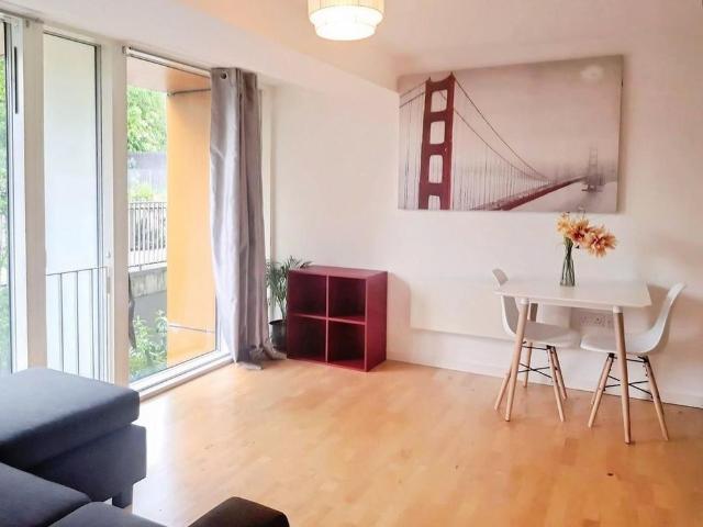 Apartment for rent in Richmond Hill, West Yorkshire