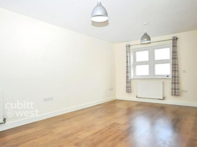 Apartment for rent in New Town, Horsham