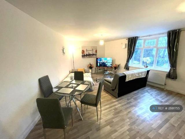 Apartment for rent in Brompton, Gillingham