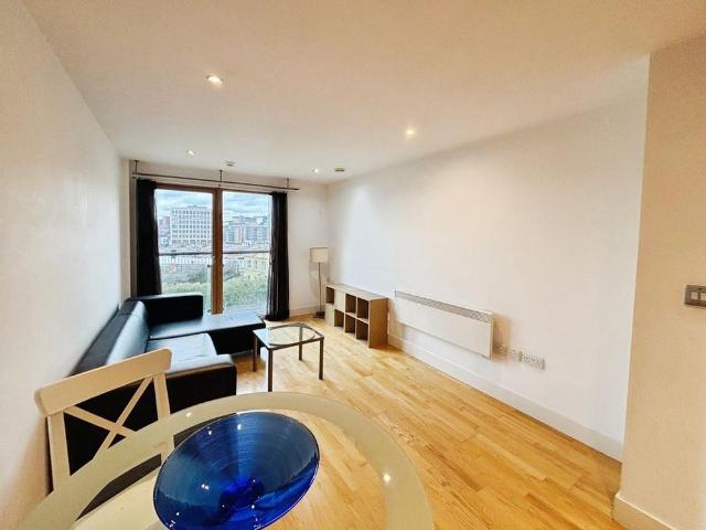 Apartment for rent in Richmond Hill, West Yorkshire