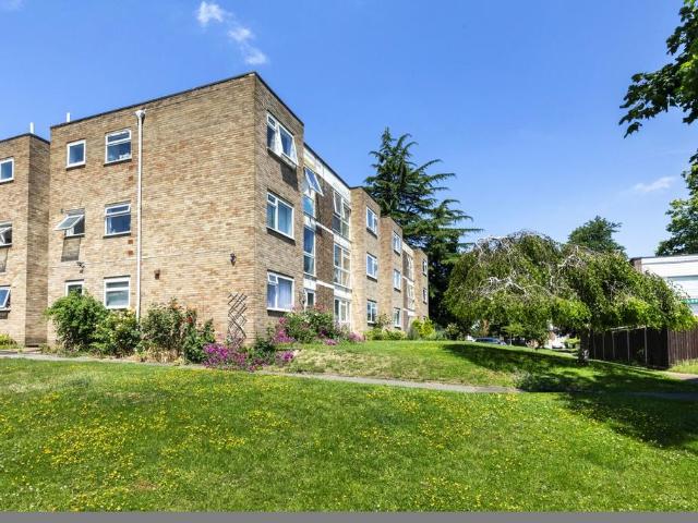 Flat for rent in Beckenham, Greater London