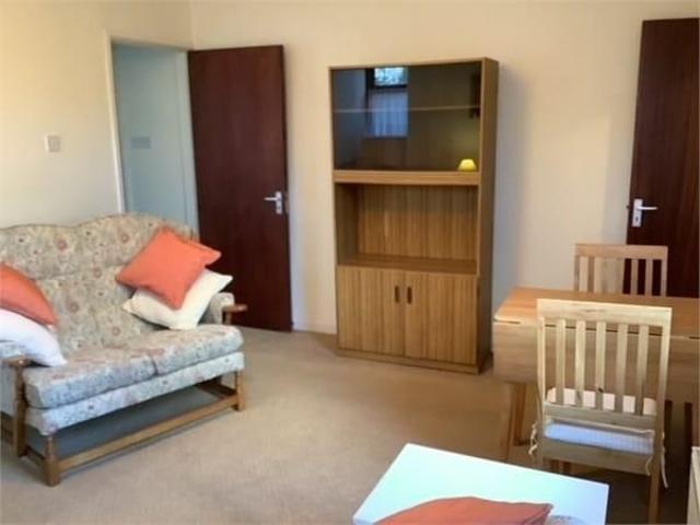 Apartment for rent in Nangreaves, Wales