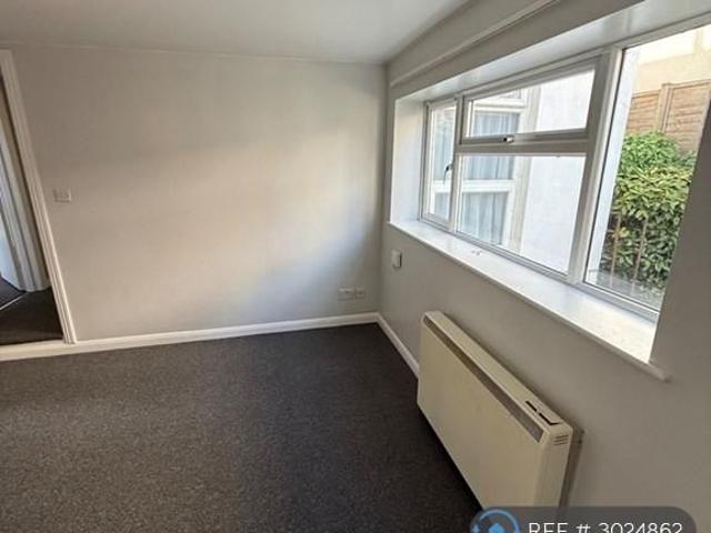 Apartment for rent in Portswood Park, City Of Southampton