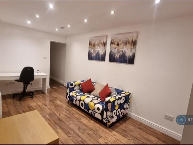 Flat for rent in Feckenham, City Of Bristol