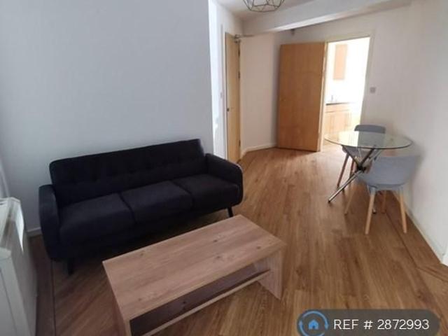 Apartment for rent in Little London, West Yorkshire