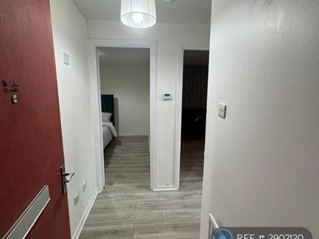 Flat for rent in Budhill, Scotland