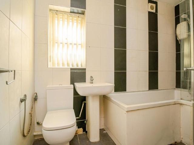 Apartment for rent in Plasnewydd, Falcon Lodge