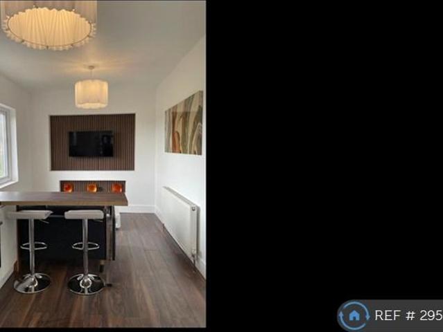 Flat for rent in Wybourn, South Yorkshire