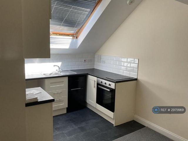 Apartment for rent in St Albans, Five Acres