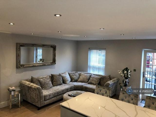 Apartment for rent in Warley, Brentwood