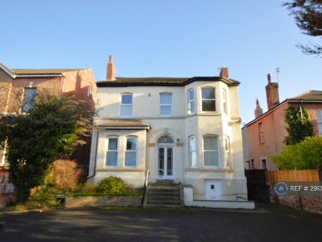 Flat for rent in Meols Cop, Southport