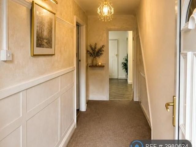 Flat for rent in Porthill, Butterton
