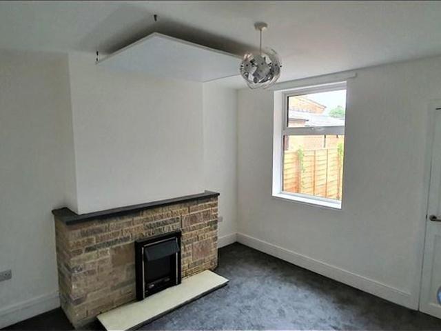 Apartment for rent in New Town, Alverton