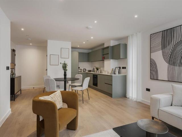 Flat for rent in East Twerton, Dulcote